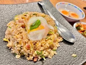 河内らーめん 喜神 和泉納花店