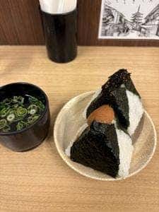 肉そばとおにぎり 一のや アキバトリム店