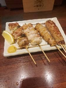 炭火串焼 とうり