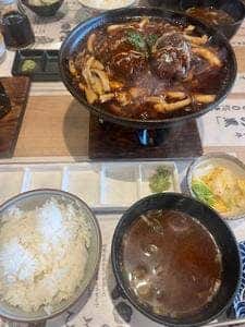 ハンバー牛定食 トラブミート