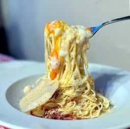 トラットリア ピッツェリア エレファンテ