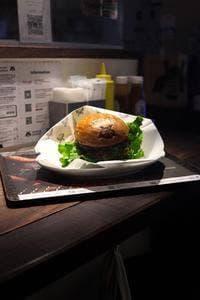 SHOGUN BURGER 新宿店