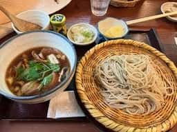 奥社前 なおすけ