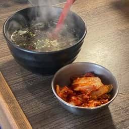 焼肉とホルモン居酒屋 もぢょい。JR稲毛駅西口店