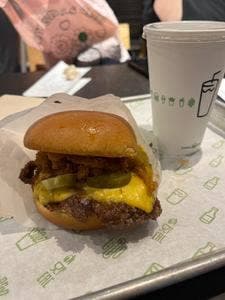 シェイクシャック 新宿サザンテラス店