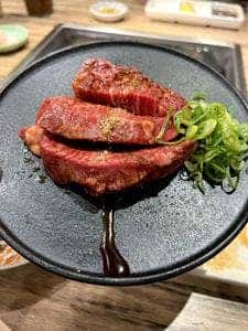 焼肉 六甲園