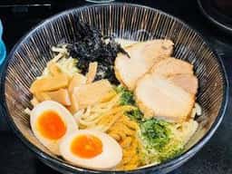 石垣の塩まぜそば 織恩