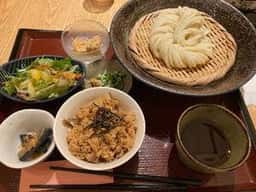 足踏みうどん 開都