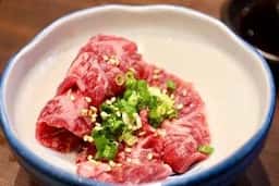 炭火焼肉 にく式 すすきの店