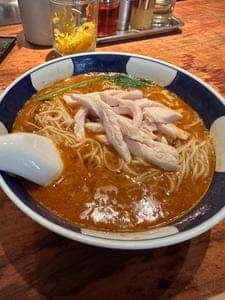 支那麺 はしご 本店