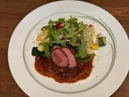 sous le PETIT MARCHE