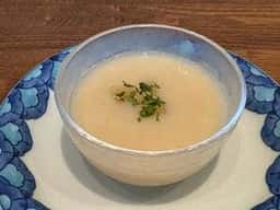 sous le PETIT MARCHE