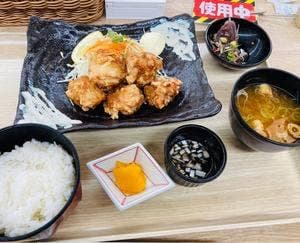 レストラン かどやてらす