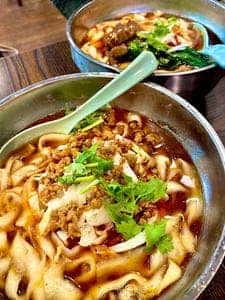 日野餃子アンド刀削麺 立川南口店