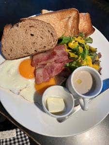 ベーカリー&レストラン 沢村 旧軽井沢