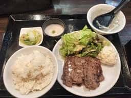 炭焼牛タン考