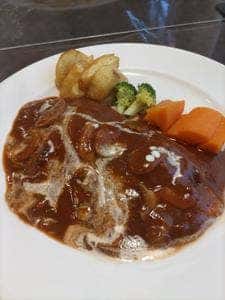 レストランえいらく