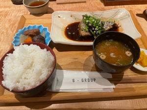 飲み食い処ろく 西町
