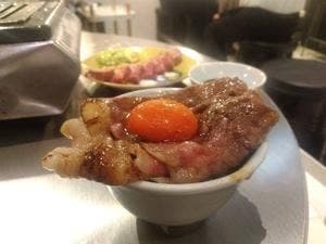 焼肉 肉どうし 裏難波店