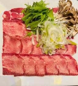 和牛・牛タン・地鶏炭火×個室創作料理 鶴龍 池袋総本店