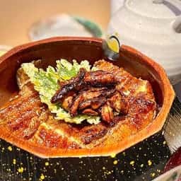 鰻 炭焼 ひつまぶし 美濃金 神田本店