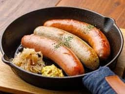 大阪名物 和牛と蟹 クラフトビールタップ 梅田店