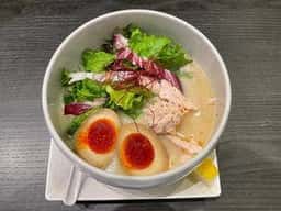 鶏白湯らーめん 自由が丘蔭山 新宿東宝ビル店