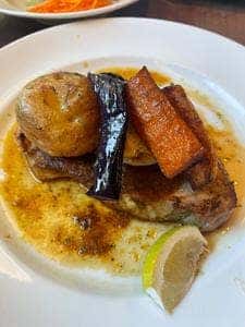 100本のスプーン 東京都現代美術館内