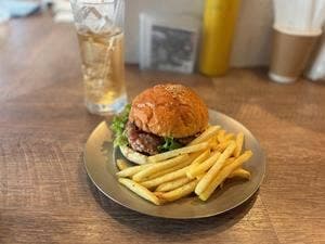 GENUINE BURGER TORANOMON