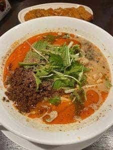 四川担担麺 阿吽 湯島店