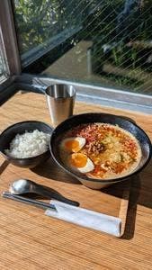 担々麺専門店 甲州屋別邸 神田明神店