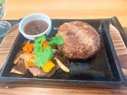 カフェレストラン SAKA