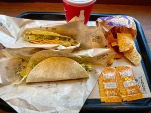 TACO BELL 神保町店