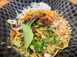 四川坦々麺 ななつぼし