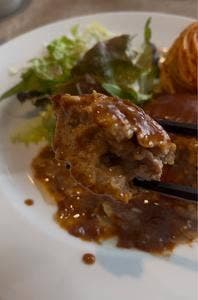 ハンバーグ ダイニング たくみ