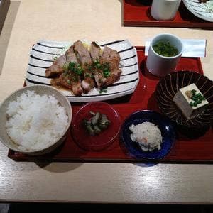 YEBIS BAR 本厚木ミロード店