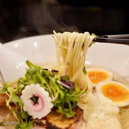 トーキョーニューミクスチャーヌードル 八咫烏 CHIKARABO