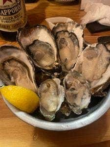 オイスター酒場 ぴゅん