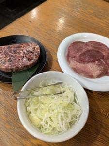 牛繁 学芸大学店