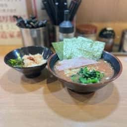 横浜家系らーめん 武道家 賢斗