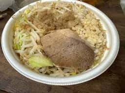 ラーメンイエロー 新宿御苑前店