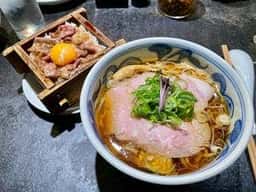 駄目な隣人 新宿店