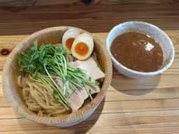 つかる、つける。