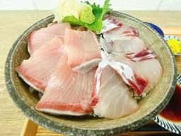 おさかな食堂うおよし