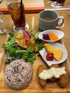 PALM SPRINGS Family restaurant & Golf range