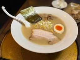 信濃神麺 烈士洵名