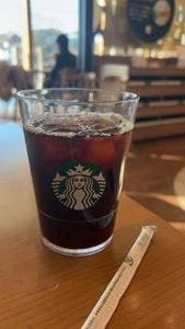 スターバックス コーヒー 皇居外苑 和田倉噴水公園店