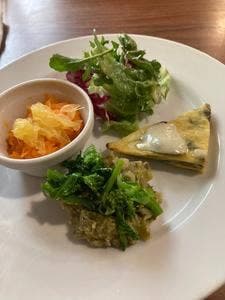 オステリア アニカ