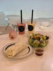 TOKYO BEACH CLUB