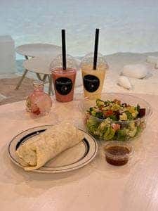 TOKYO BEACH CLUB